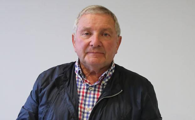 El presidente de la Federación de Fútbol del Principado, Maximino Martínez.