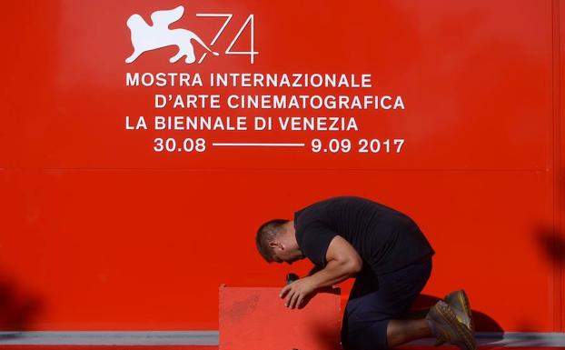 Preparativos del festival de Venecia.