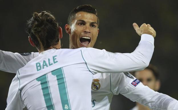 Cristiano celebra el 0-2 con Bale. /Afp