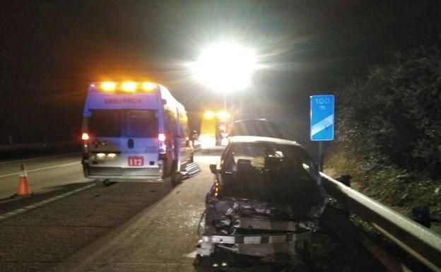 Uno de los vehículos implicados en el accidente/