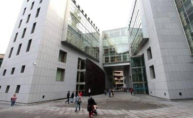Orden de alejamiento para el detenido en Oviedo por pegar a su pareja embarazada
