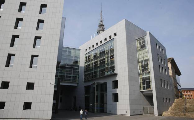 Dos años de cárcel para la expresidenta de la FNAD por apropiarse de 247.000 euros