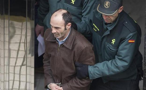 Javier Ledo será juzgado hoy en Gijón por malos tratos a su expareja Javier Ledo será juzgado hoy en Gijón por malos tratos a su expareja