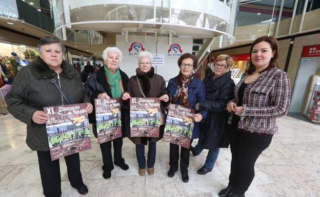 Presentación del concurso esta mañana en el Centro Comercial El Atrio. /MARIETA