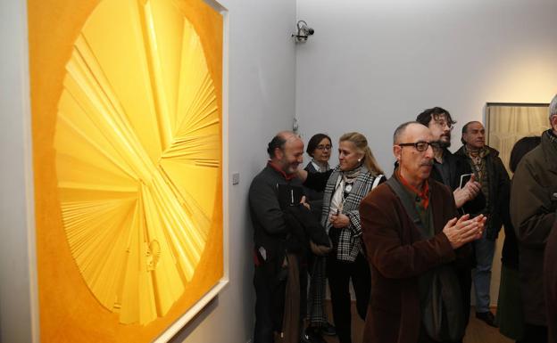 La obra de Mieres puede disfrutarse en la Casa Natal de Jovellanos. /DAMIÁN ARIENZA