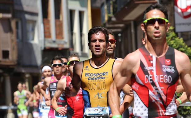 El duatlón toma las calles de Avilés El duatlón toma las calles de Avilés