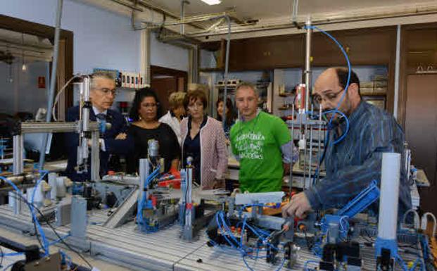 Inauguración de un curso de Formación Profesional./Archivo
