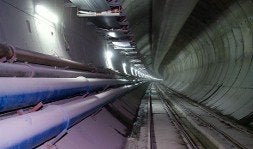 El túnel Este, calado el pasado mes de septiembre, aún está a la espera de la segunda fase de obras. / E. C./
