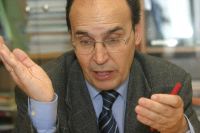DIRECTOR. Ricardo Tucho explica con crudeza la situación universitaria. / E. C./