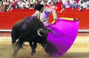 José Tomás, el pasado sábado 23 en su reaparición en Valencia. :: TXEMA RODRIGUEZ/
