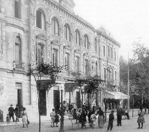 El final de los cafés históricos