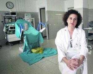 Cristina Cordero, en uno de los paritorios del Hospital Central. ::
MARIO
ROJAS/