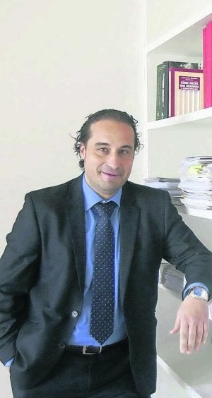 Eduardo García. ::
LUIS SEVILLA./