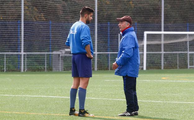 Xiel no descarta que el Real Avilés pueda ganar al Langreo