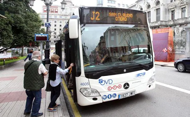 La Huelga De Tua Comienza Hoy Con Dos Tercios De Los Autobuses Parados El Comercio