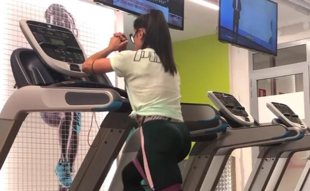 Amaya en el gimnasio.
