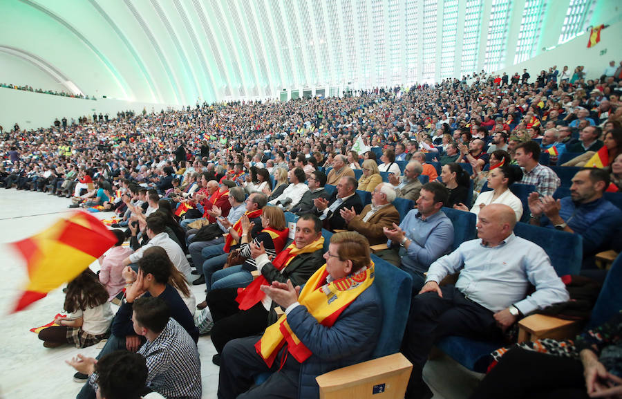 santiago-abascal-vox-oviedo%20(25).jpg