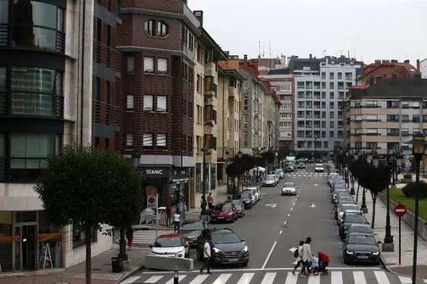 El Milán congrega una buena parte de las viviendas en alquiler destinadas a los estudiantes. / FOTOS: PABLO LORENZANA