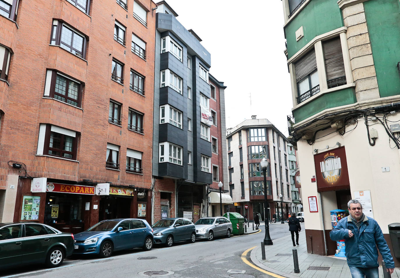 Revuelo en una sidrería del centro de Gijón por la entrada de una rata