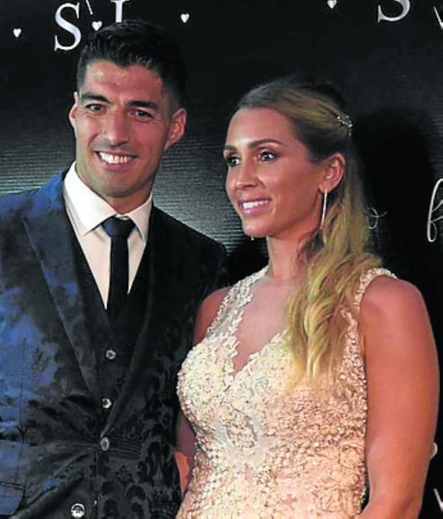 Luis Suárez renueva votos matrimoniales | El Comercio