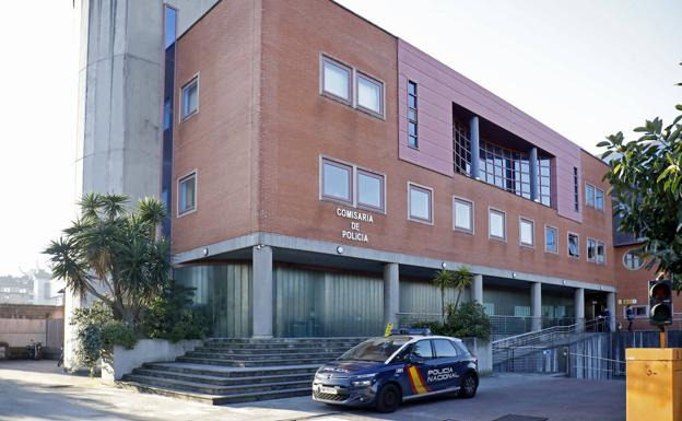 Comisaría de la Policía Nacional en Gijón. /ARNALDO GARCÍA.