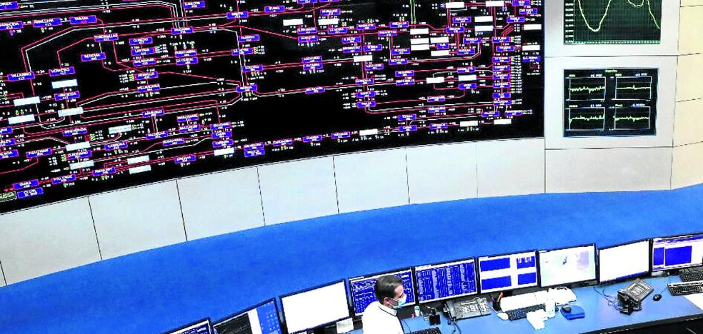 Competencia advierte de cobros indebidos en la luz, que alcanza un nuevo récord - Vimarsana News