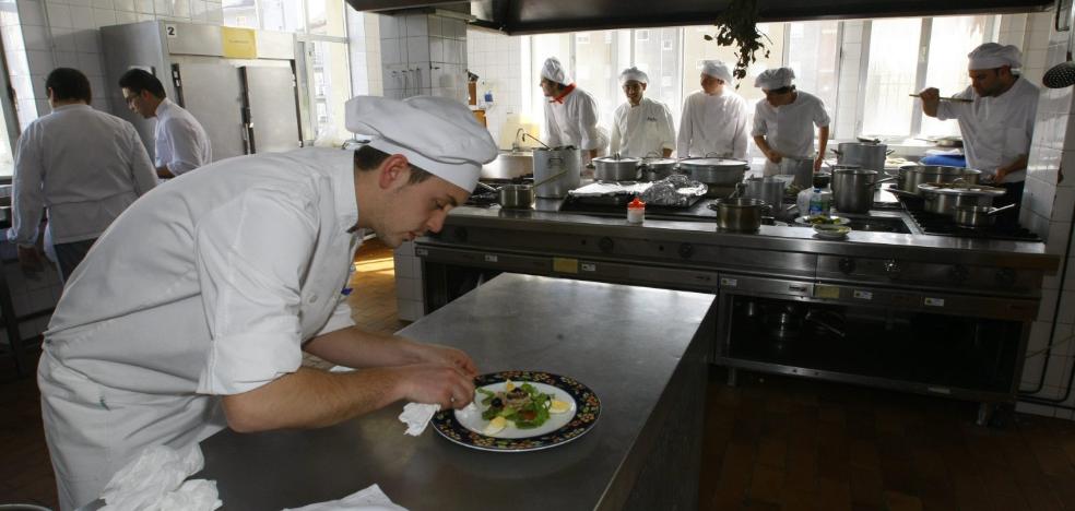 La Escuela de Hostelería mantiene el servicio de comedor cerrado para acometer reformas - Vimarsana News