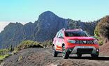 El Dacia Duster también está disponible en un llamativo color naranja como el de la foto./E. C.