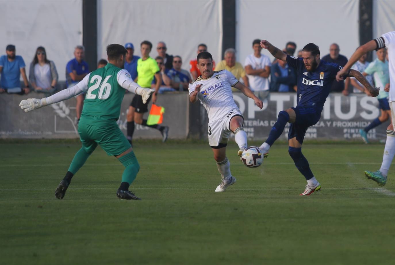 Las mejores jugadas del partido entre el Real Oviedo y el Burgos (0-1)
