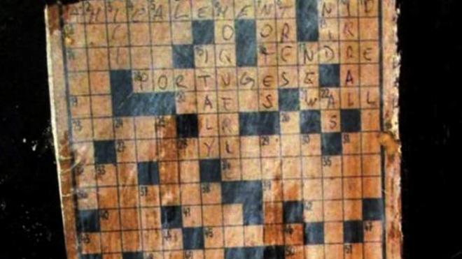 Una abuela de 91 años arruina una obra de arte al llenar un ...